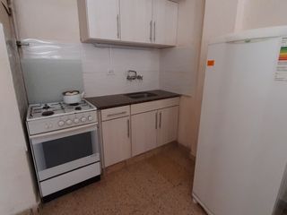 Foto 5 de Departamento · 1  Ambiente · balcón · 200 mts. de Plaza Colón
