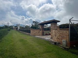 Foto 1 de Venta de Casa Campestre vía a la Mesa de Los Santos - C.R. Altamira. Cod V7367