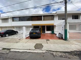 Foto 10 de casa en venta en santa paula. Cod V4809