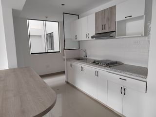 Foto 1 de Descubre este hermoso departamento de 📐87 m² en el sexto piso de un edificio moderno en la Urb. Natasha Alta.

✨Características principales:

3 ha
