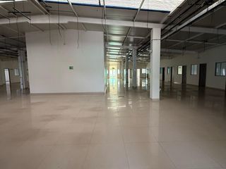 Foto 5 de oficina en arriendo en los acacios. Cod A4930