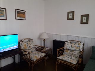 Foto 12 de ALQUILER DE CASA CÉNTRICA EN MONTE HERMOSO - COCHERA