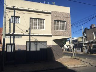 Foto 11 de DPTO TIPO CASA 3 AMB. C/GARAGE PARA 2 VEHÍCULOS
