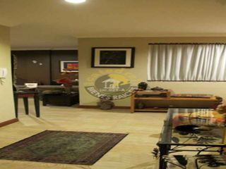 Departamento de venta en Av. 12 de Octubre – código:11503
