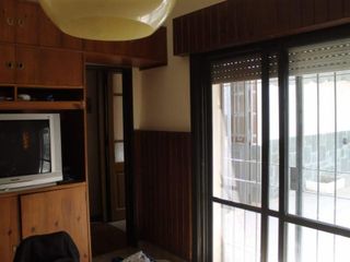 Foto 3 de SE VENDE CASA ESTILO CHALET 4 DORMITORIOS BARRIO NOROESTE
