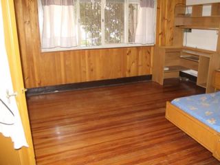 Foto 7 de SE VENDE CASA ESTILO CHALET 4 DORMITORIOS BARRIO NOROESTE