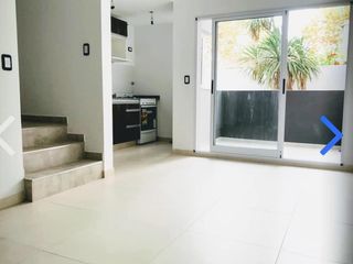 Foto 1 de VENTA HERMOSO PH SIN EXPENSAS ! DE 3 AMBIENTES AL FRENTE  CON GRAN TERRAZA PROPIA