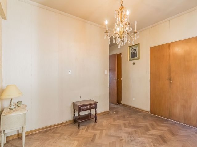 VENTA DEPARTAMENTO RECOLETA 6 AMB COCHERA