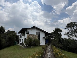 Venta Casa Altos de Potosí. Precio de Oportunidad