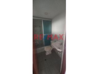 Foto 14 de Se Vende Casa De 4 Pisos En La Urb Leoncio Prado, Rmac