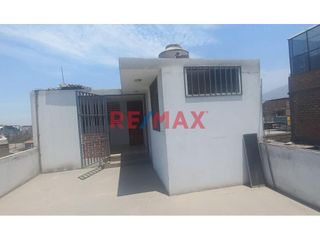 Foto 6 de Se Vende Casa De 4 Pisos En La Urb Leoncio Prado, Rmac