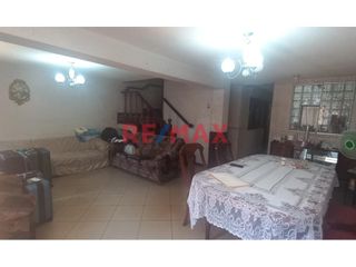 Foto 17 de Se Vende Casa De 4 Pisos En La Urb Leoncio Prado, Rmac