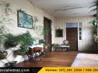 Foto 1 de Casa de venta en Centro - San Sebastian – código:15336