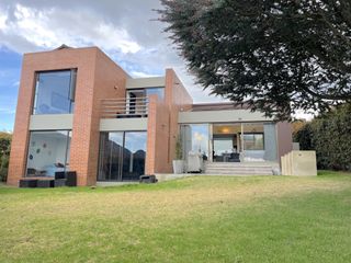 Foto 1 de casa en arriendo en macadamia. Cod A8408321