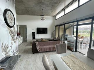 Foto 4 de Casa en Alquiler Temporada Rumenco Joven