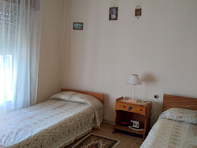 OPORTUNIDAD!! VENTA CASA 3 AMBIENTES LOTE PROPIO.