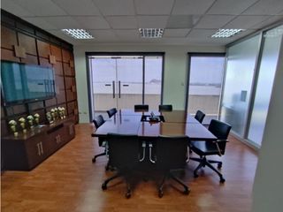 Foto 2 de Ciudad del Sol, Puerto Santa Ana se vende - alquila oficina 495 m2