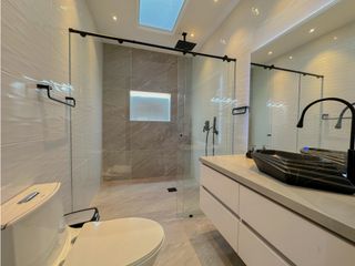 Foto 6 de Casa en Arriendo Amoblada en el Alto de Palmas