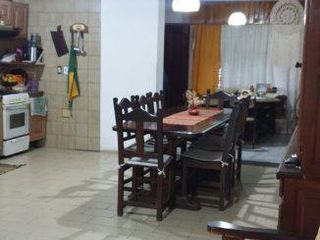 HERMOSA CASA A LA VENTA EN EXCELENTE ESTADO!!