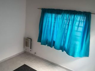 PH en venta - 1 dormitorio 1 baño - 46mts2 - Berazategui