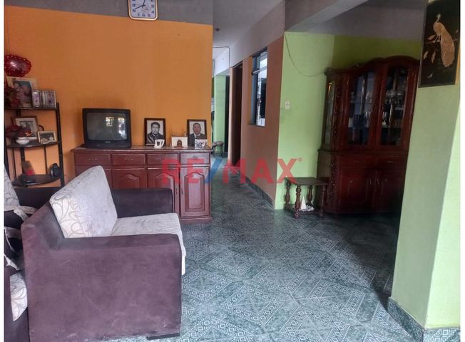 Casa en Venta en Los Olivos - Bild 4