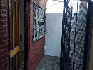 Foto 23 de Venta de triplex 4 ambientes Villa Luzuriaga