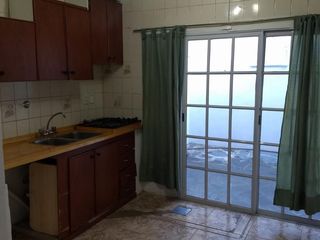 Foto 13 de Venta de triplex 4 ambientes Villa Luzuriaga