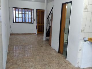 Foto 36 de Venta de triplex 4 ambientes Villa Luzuriaga