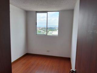 Foto 12 de apartamento en venta en pinos de lombardía. Cod V119492