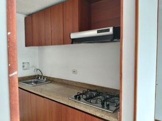 Foto 6 de apartamento en venta en pinos de lombardía. Cod V119492