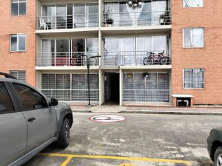 Foto 1 de apartamento en venta en pinos de lombardía. Cod V119492