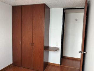 Foto 15 de apartamento en venta en pinos de lombardía. Cod V119492