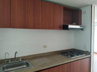 Foto 9 de apartamento en venta en pinos de lombardía. Cod V119492