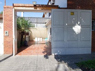 PH • Duplex 4 ambientes c/2 baños, garage • 110m2 • Miró 3800 Luzuriaga