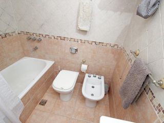 PH • Duplex 4 ambientes c/2 baños, garage • 110m2 • Miró 3800 Luzuriaga