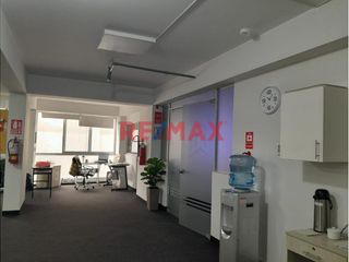 Foto 3 de Se Vende Linda, Moderna Y Amplia  Oficina En Urb. Santa Catalina, La Victoria
