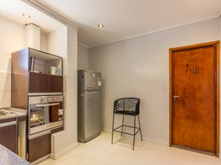 DEPARTAMENTO VENTA 2 AMB VILLA REAL REFACCIONADO
