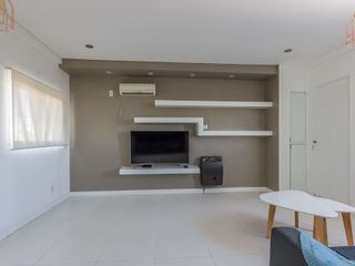 DEPARTAMENTO VENTA 2 AMB VILLA REAL REFACCIONADO