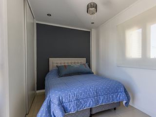 DEPARTAMENTO VENTA 2 AMB VILLA REAL REFACCIONADO