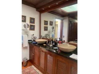 Foto 8 de VENTA STA ANA APTO 261mts $2.600’M