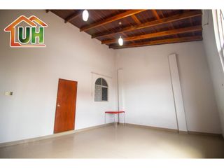 Foto 18 de 00526 - VENTA CASA YARINACOCHA - AMPLIO TERRENO - AT 1,220 M2