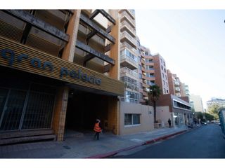 Foto 1 de Oportunidad .Cocheras en la Cdad. de Córdoba- Simón Bolívar al 300