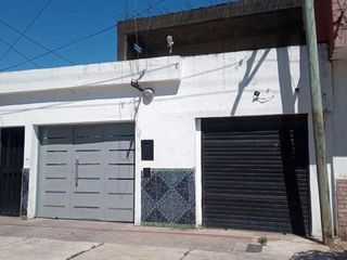 Venta depósito y local comercial- Bella Vista, Rosario