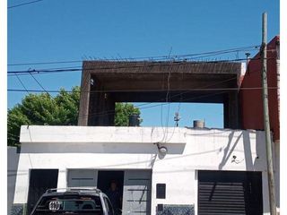 Venta depósito y local comercial- Bella Vista, Rosario