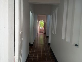 Foto 2 de comercial (casa para comercio) en arriendo en bellavista. Cod A113412