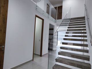 Foto 12 de casa en arriendo en niza. Cod A11054