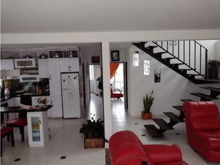 Foto 32 de Venta de Casa de 190 m2 en 650 mill neg, en Mesitas del Colegio cund.
