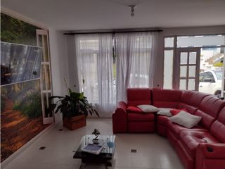 Foto 19 de Venta de Casa de 190 m2 en 650 mill neg, en Mesitas del Colegio cund.