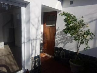 PH en venta - 2 dormitorios 1 baño - 96mts2 - Tolosa, La Plata