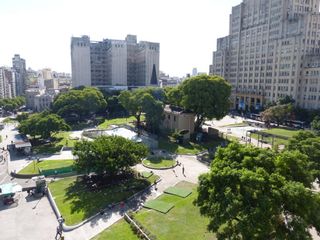 Excelente 3 ambientes - Barrio Norte - frente plaza Oussay -